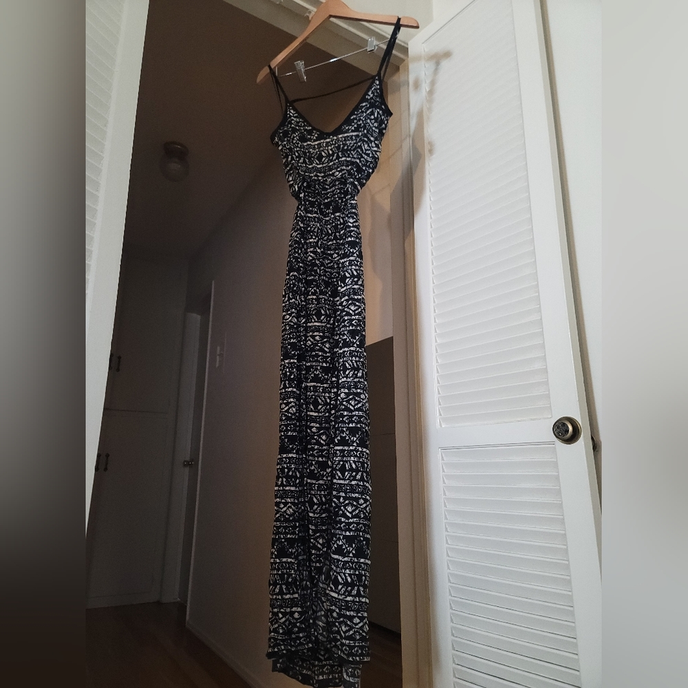 Poetry Clothing Dress | Maxi Dress | Spaghetti Strap | Size: L